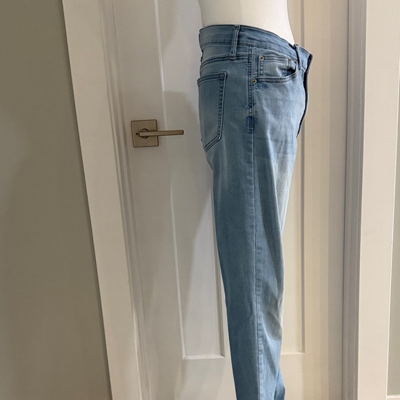 Celebrity Pink Women's Light Wash Skinny Jeans - Picture 5 of 10